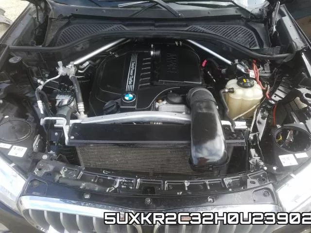 5UXKR2C32H0U23902_7.webp