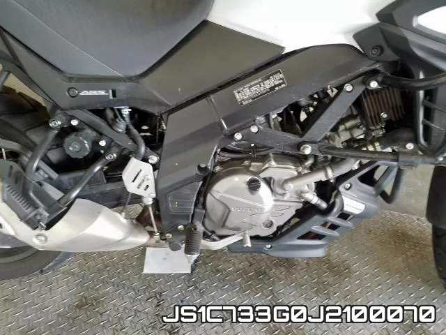 JS1C733G0J2100070