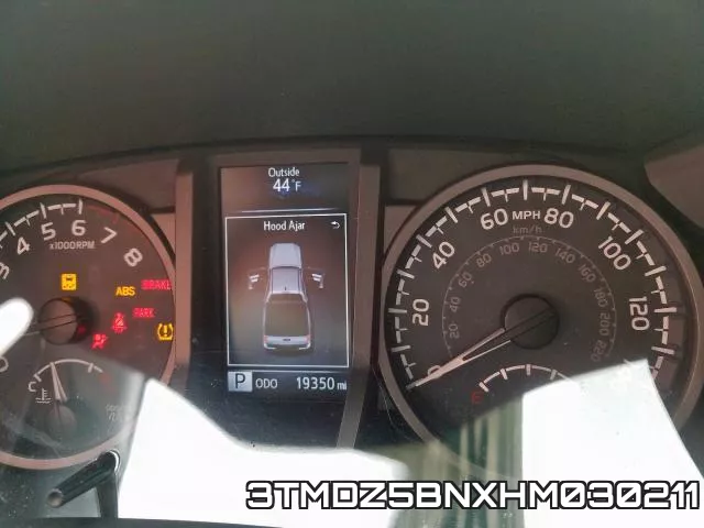 3TMDZ5BNXHM030211_8.webp