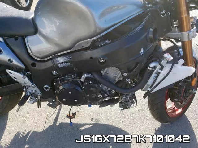 JS1GX72B7K7101042_7.webp