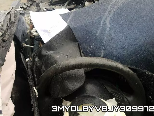 3MYDLBYV8JY309972_8.webp