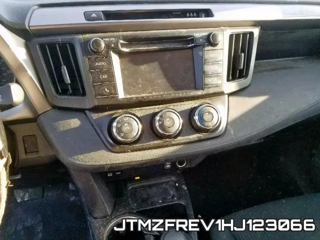JTMZFREV1HJ123066_9.webp