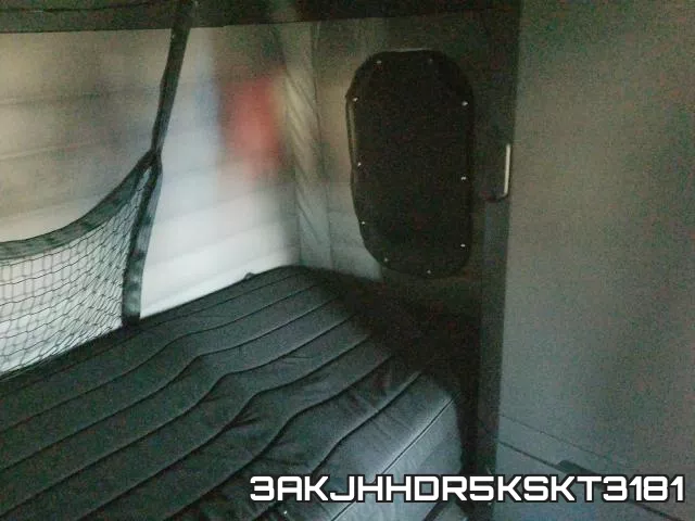 3AKJHHDR5KSKT3181_6.webp