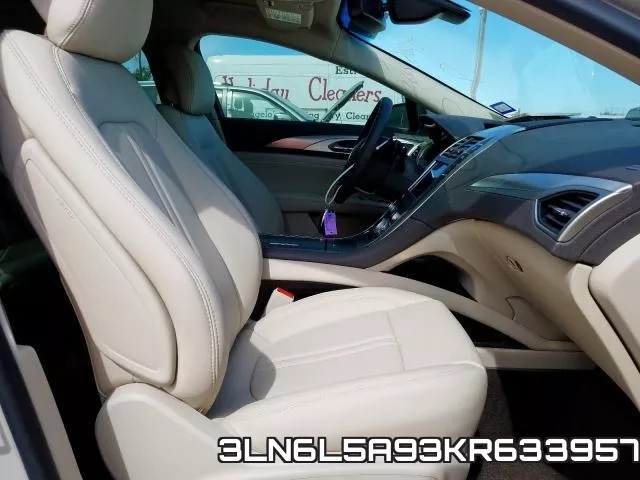 3LN6L5A93KR633957_5.webp