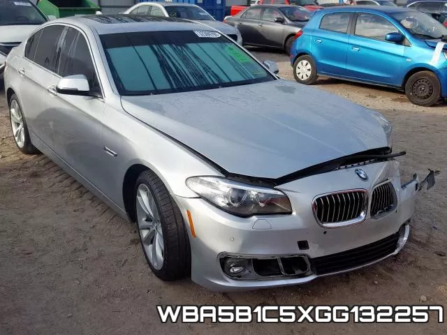 WBA5B1C5XGG132257