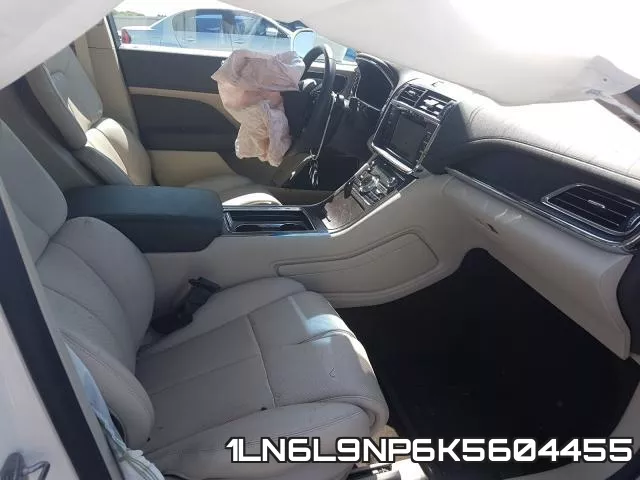 1LN6L9NP6K5604455_5.webp