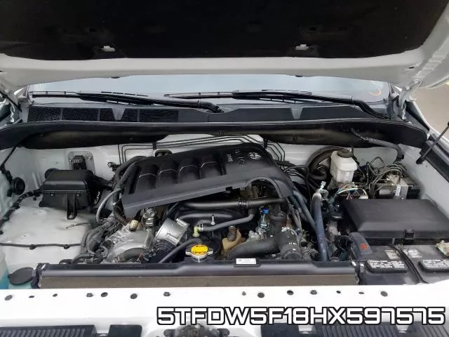 5TFDW5F18HX597575_7.webp