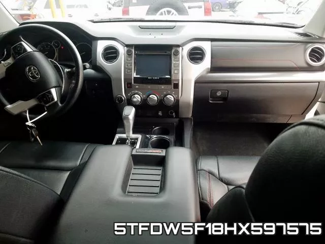 5TFDW5F18HX597575_9.webp