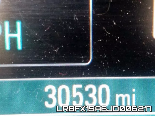 LRBFX1SA6JD006217_8.webp