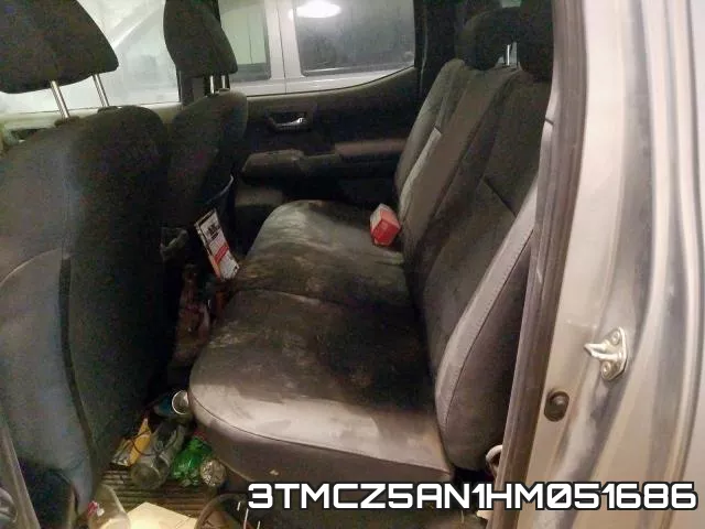 3TMCZ5AN1HM051686_6.webp