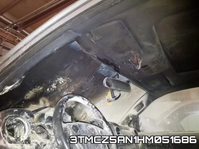 3TMCZ5AN1HM051686_9.webp