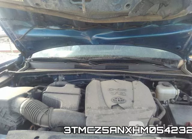 3TMCZ5ANXHM054232_10.webp