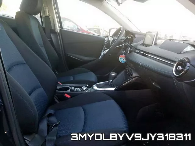 3MYDLBYV9JY318311_5.webp