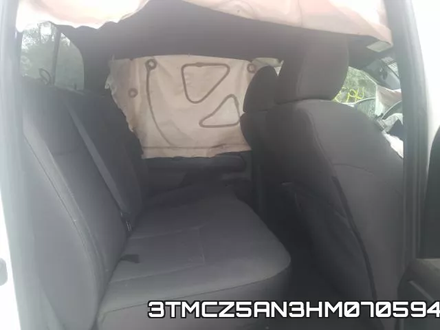 3TMCZ5AN3HM070594_6.webp