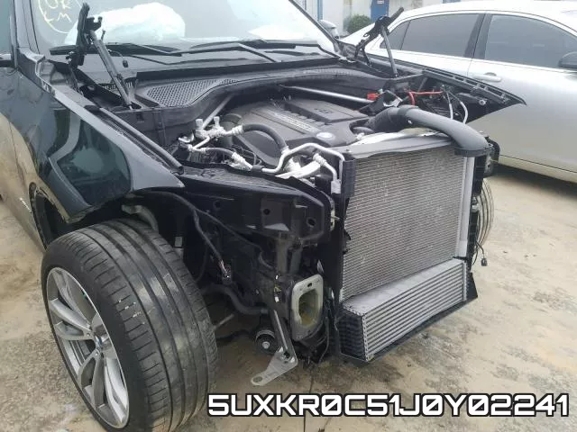 5UXKR0C51J0Y02241_9.webp