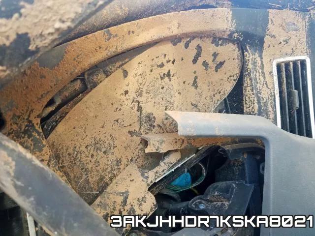 3AKJHHDR7KSKA8021_8.webp