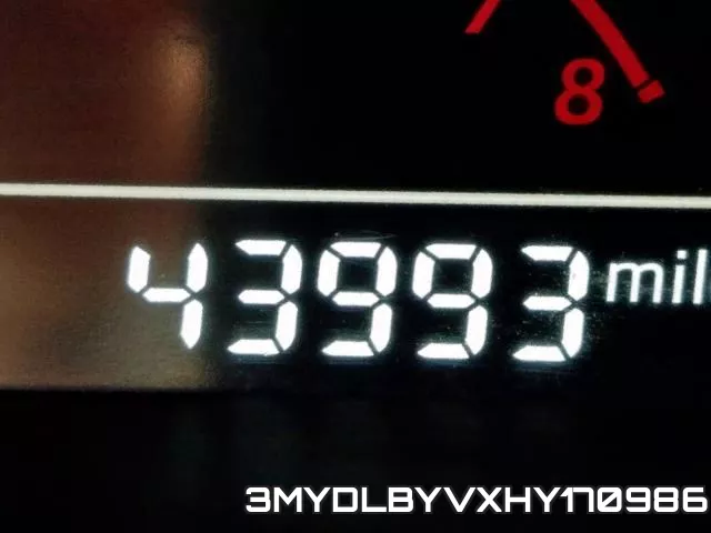 3MYDLBYVXHY170986_8.webp