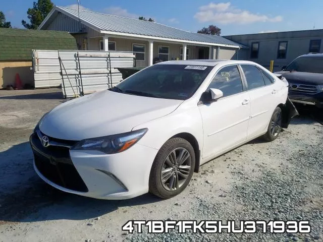 4T1BF1FK5HU371936_2.webp