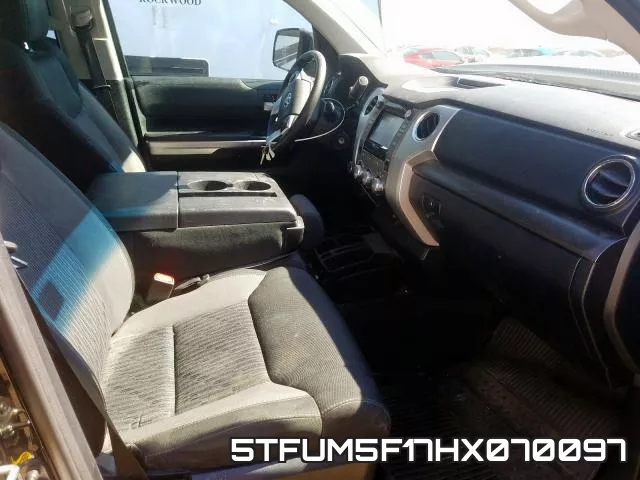 5TFUM5F17HX070097_5.webp