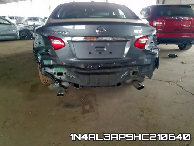 1N4AL3AP9HC210640_9.webp