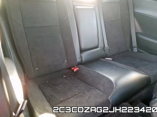 2C3CDZAG2JH223420_6.webp