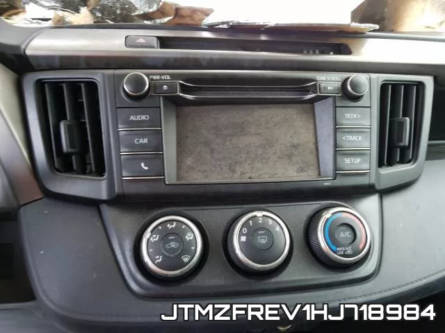 JTMZFREV1HJ718984_9.webp