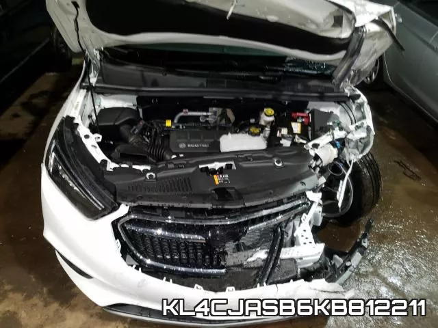 KL4CJASB6KB812211_7.webp