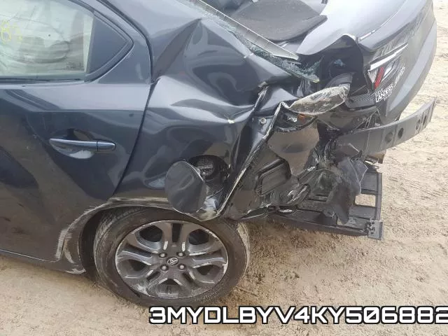 3MYDLBYV4KY506882_9.webp