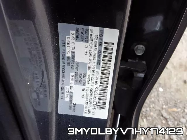 3MYDLBYV7HY174123_10.webp