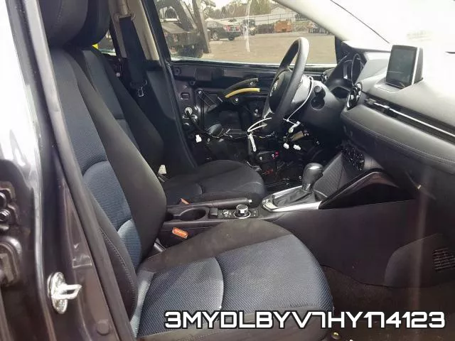 3MYDLBYV7HY174123_5.webp
