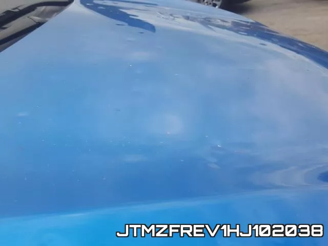JTMZFREV1HJ102038_9.webp