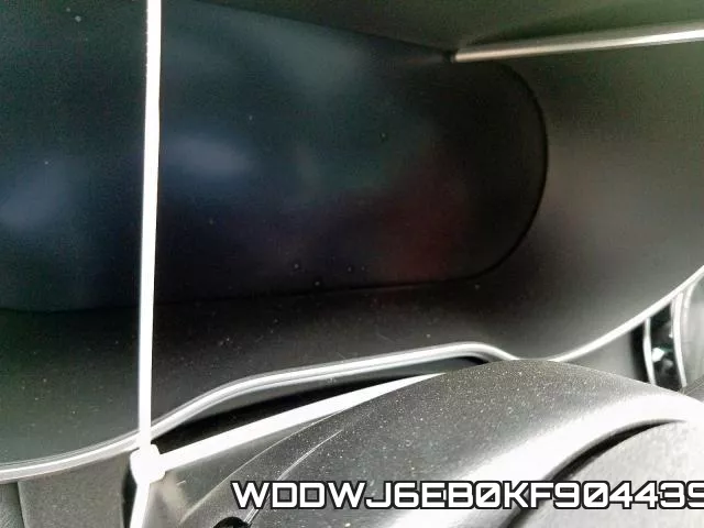 WDDWJ6EB0KF904439_8.webp