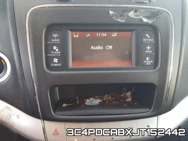 3C4PDCABXJT152442_9.webp