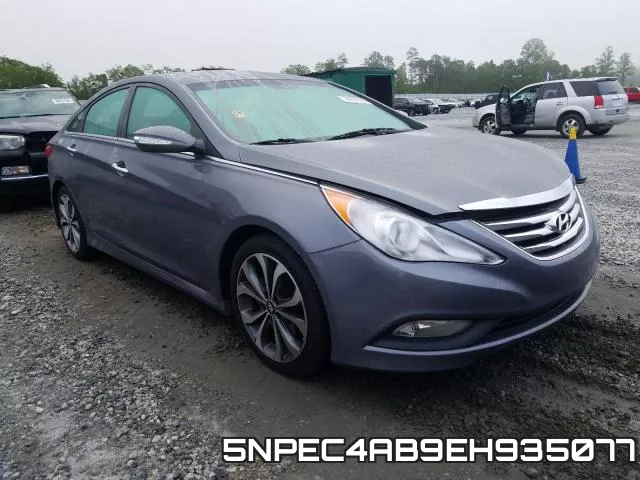 5NPEC4AB9EH935077