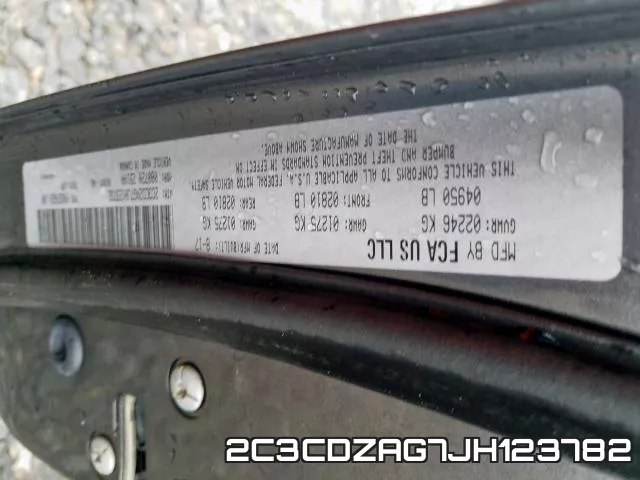 2C3CDZAG7JH123782_10.webp