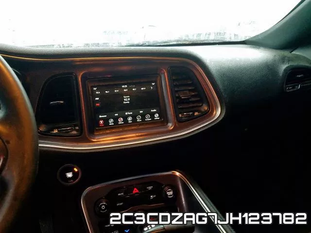 2C3CDZAG7JH123782