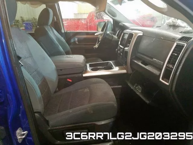 3C6RR7LG2JG203295_5.webp