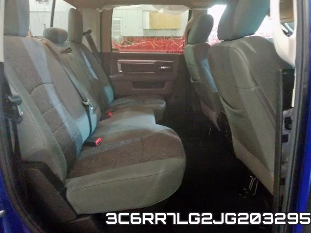 3C6RR7LG2JG203295_6.webp