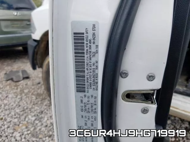 3C6UR4HJ9HG719919_10.webp