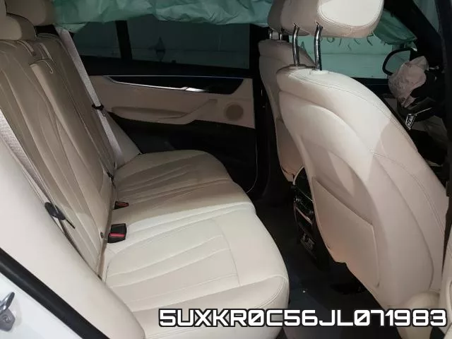 5UXKR0C56JL071983_6.webp