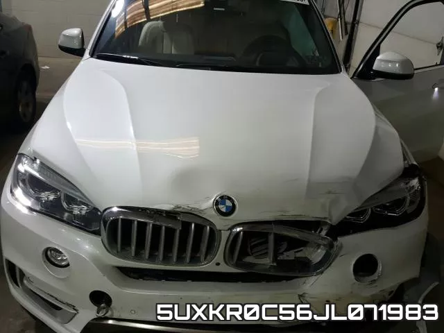 5UXKR0C56JL071983_7.webp