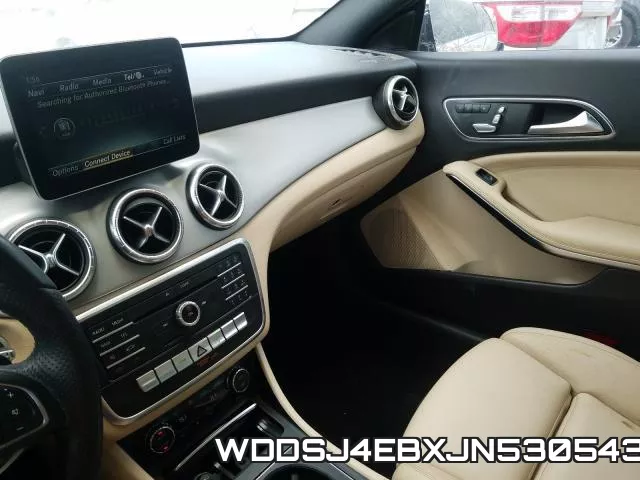 WDDSJ4EBXJN530543
