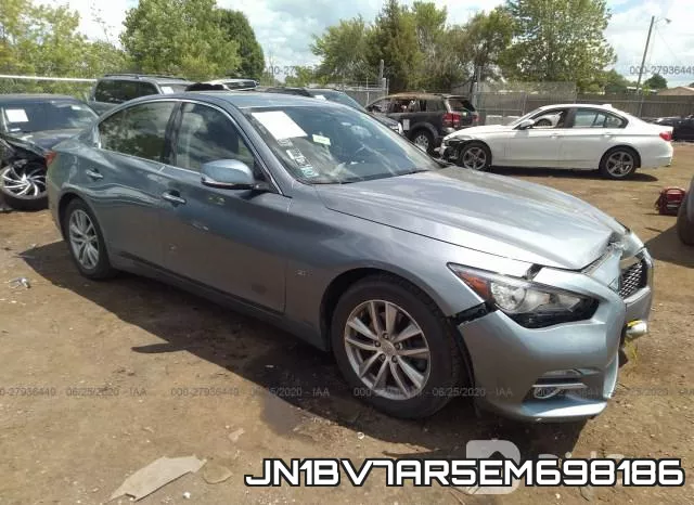 JN1BV7AR5EM698186