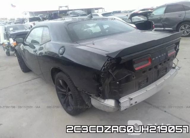 2C3CDZAG0JH219057_3.webp