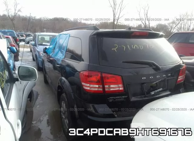 3C4PDCAB9HT691676_3.webp
