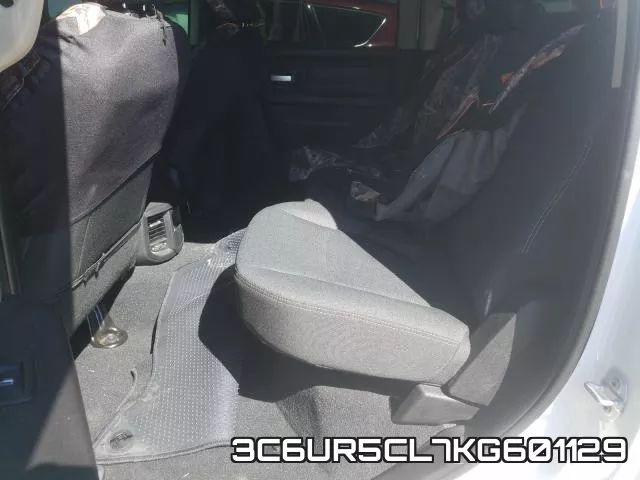 3C6UR5CL7KG601129_6.webp
