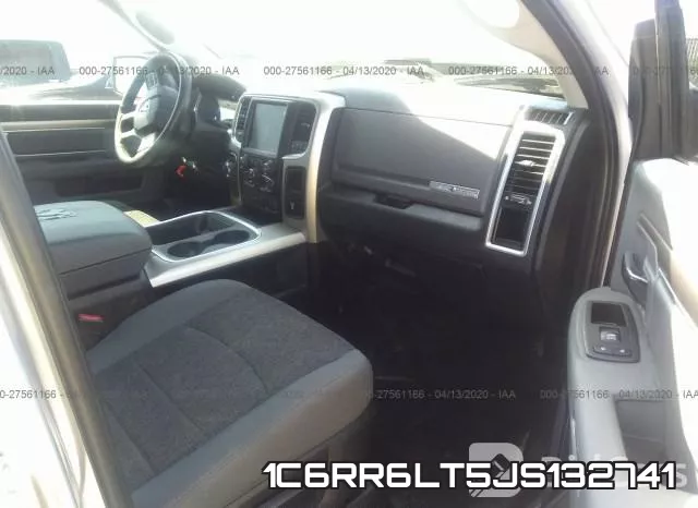 1C6RR6LT5JS132741_5.webp
