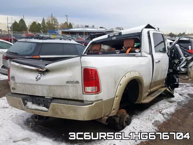 3C6UR5GL1HG676704_4.webp