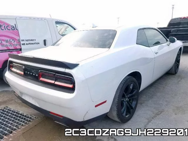 2C3CDZAG9JH229201_4.webp