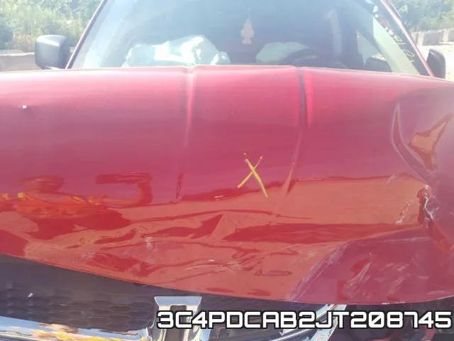 3C4PDCAB2JT208745_7.webp